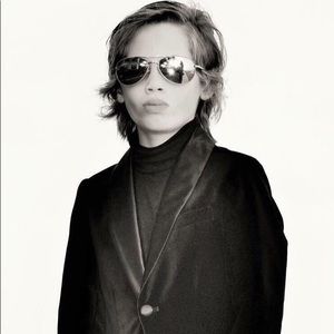 Meet your Posher, Jules